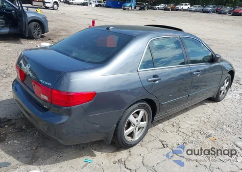 2005 Honda Accord 2.4 Ex from USA, damaged, VIN 1HGCM568X5A077344